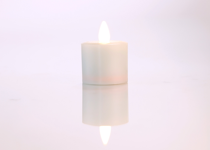 warm white remote rechargeable tea light candles